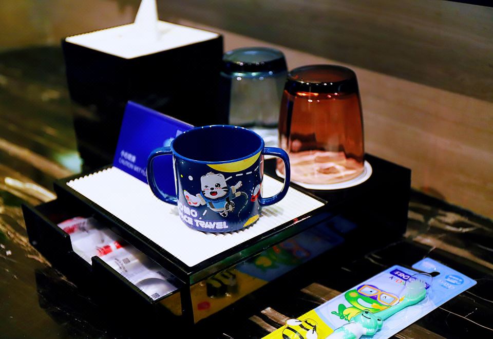 Wanda Realm WuhanMOMO Tiger Cub Family Theme Twin Room