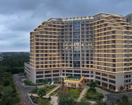 Vienna International Hotel(Ding'an Riguangfeng Yulin Branch) Hotels in Ding'an