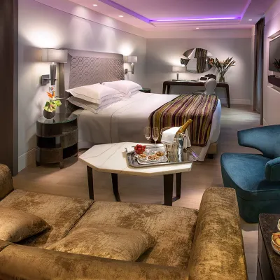 Hotel Cavour Hoteles cerca de Estación de metro San Babila