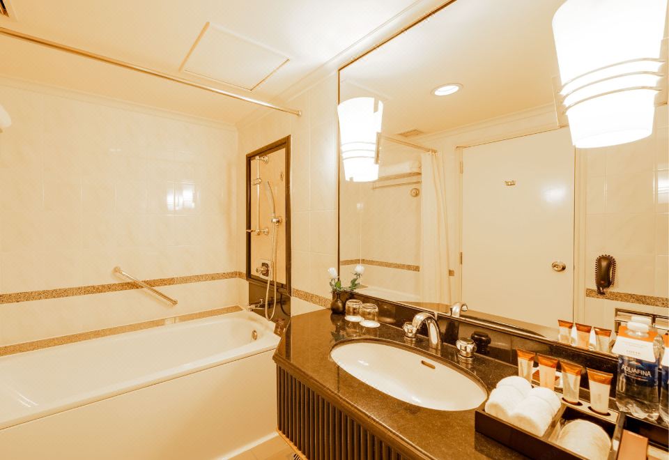 河景行政特大床房