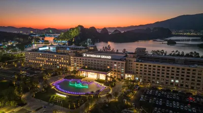 Wyndham Grand Zhaoqing Downtown Hotels in 