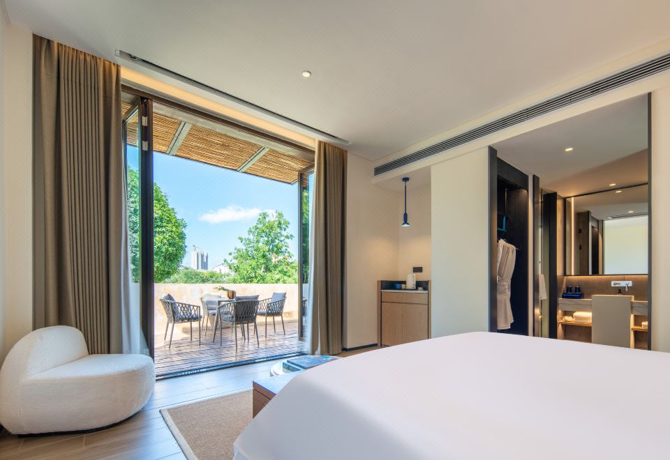 庭院大床房【獨享休憩小院+品牌浴袍+舒適浴缸】