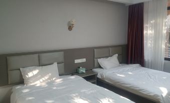 Paris Lidu Inn Hotel - Housity