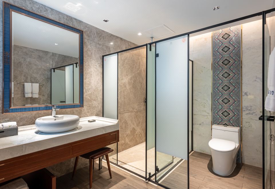 Mountain Fanjing Qixi Resort Panorama Deluxe Suite - 2-Bedroom (Floor Heating)