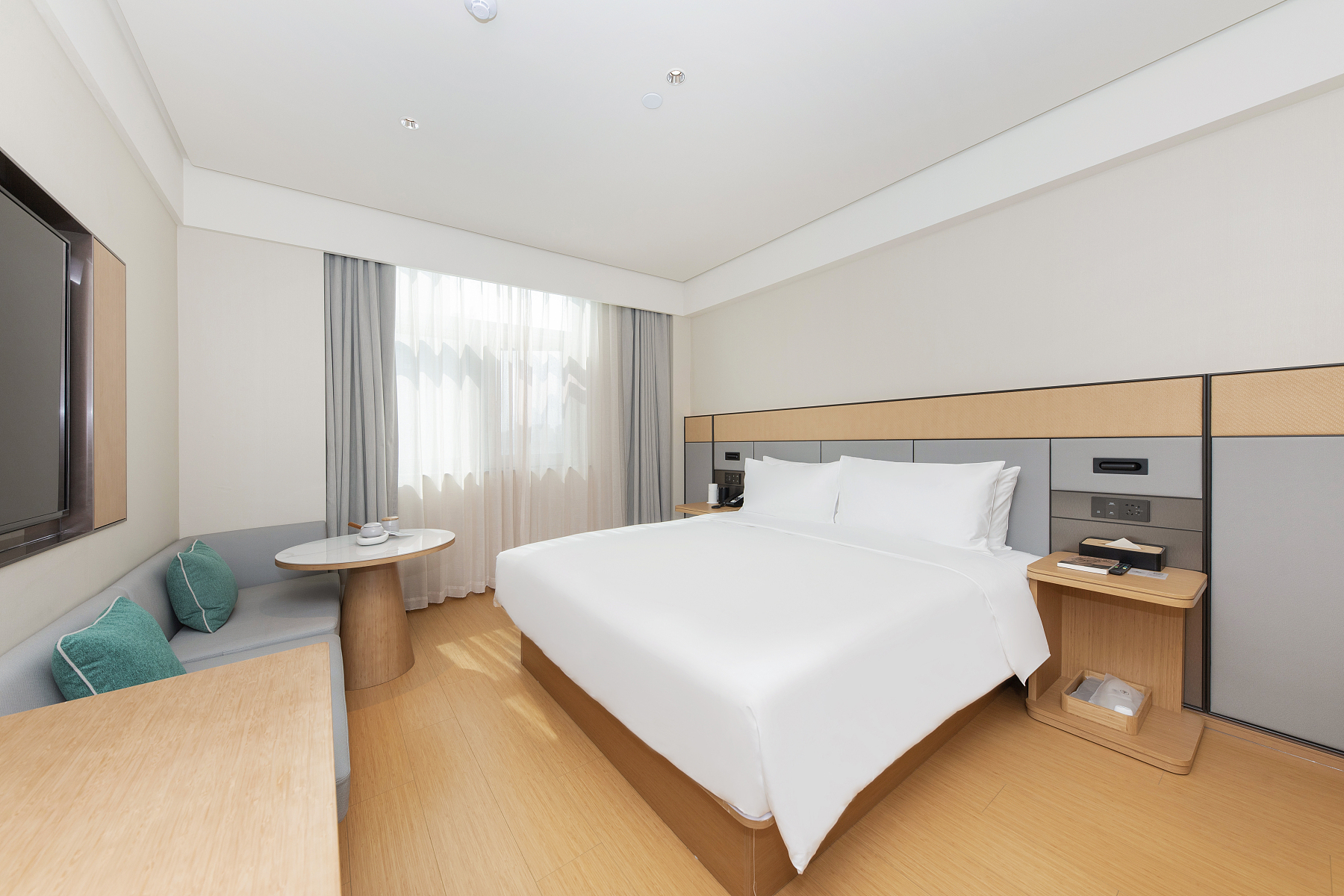 大床房（65寸电视投屏+冰箱+智能客控+深睡床垫）