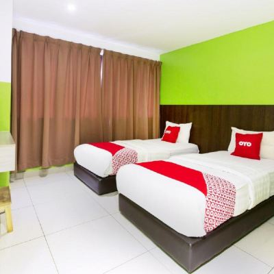 Bilik Kembar Standard Kupon OYO 90173 Hotel Mekong