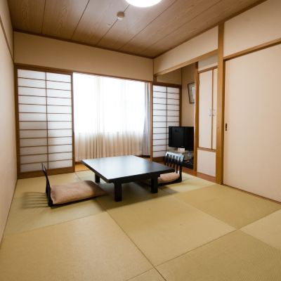Japanese Style Room 6 Tatami with Bathroom