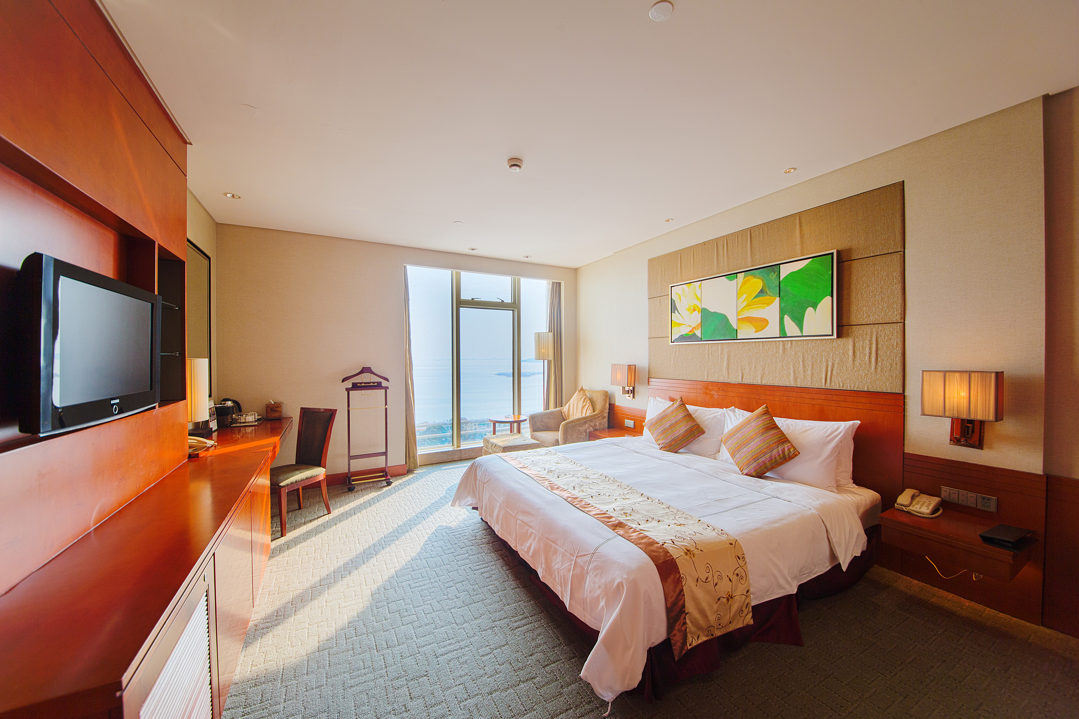 180°太湖湖景大床房