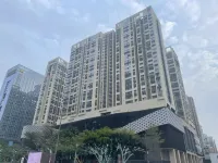 Bailai Audio & Video Yaju (Shenzhen Convention and Exhibition Center Gangxia Subway Station Branch) Hôtels à : 