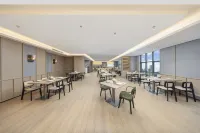 Liyi Hotel (Bijie Weining Caohai Railway Station Branch)