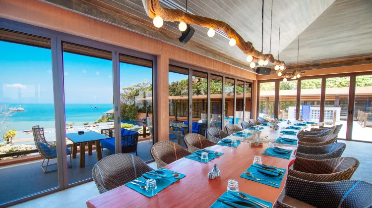 布吉斯攀瓦酒店 餐廳