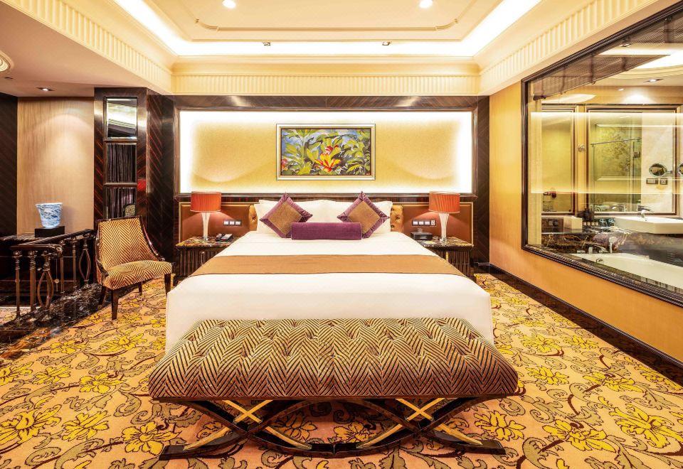 Howard Johnson Agile Plaza ChengduExecutive Queen Room