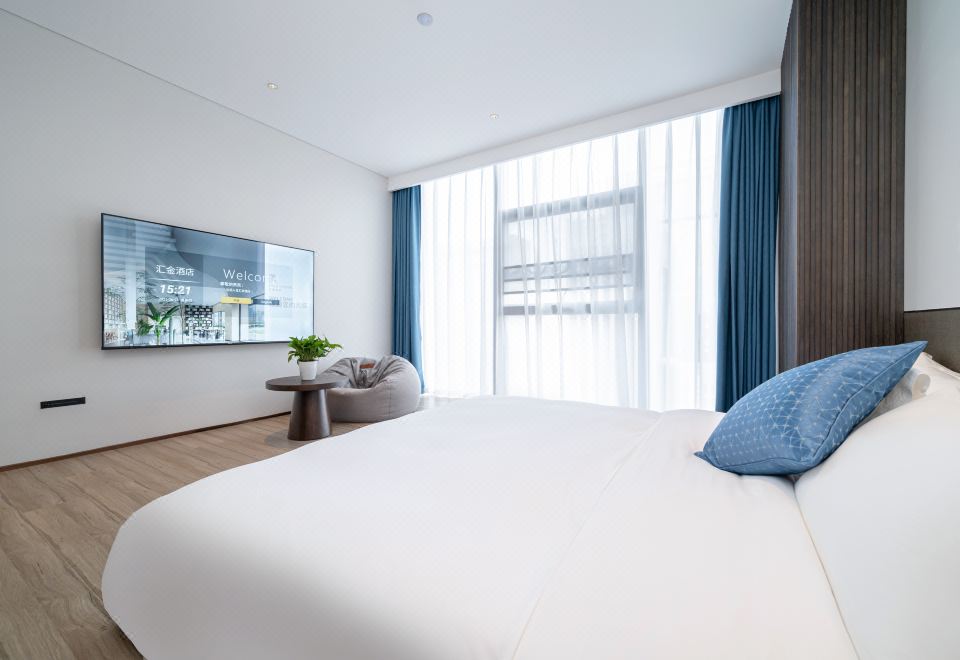 Huixiang Simple Double Bed Room (Brand Mattress + 65 Inch Tv)