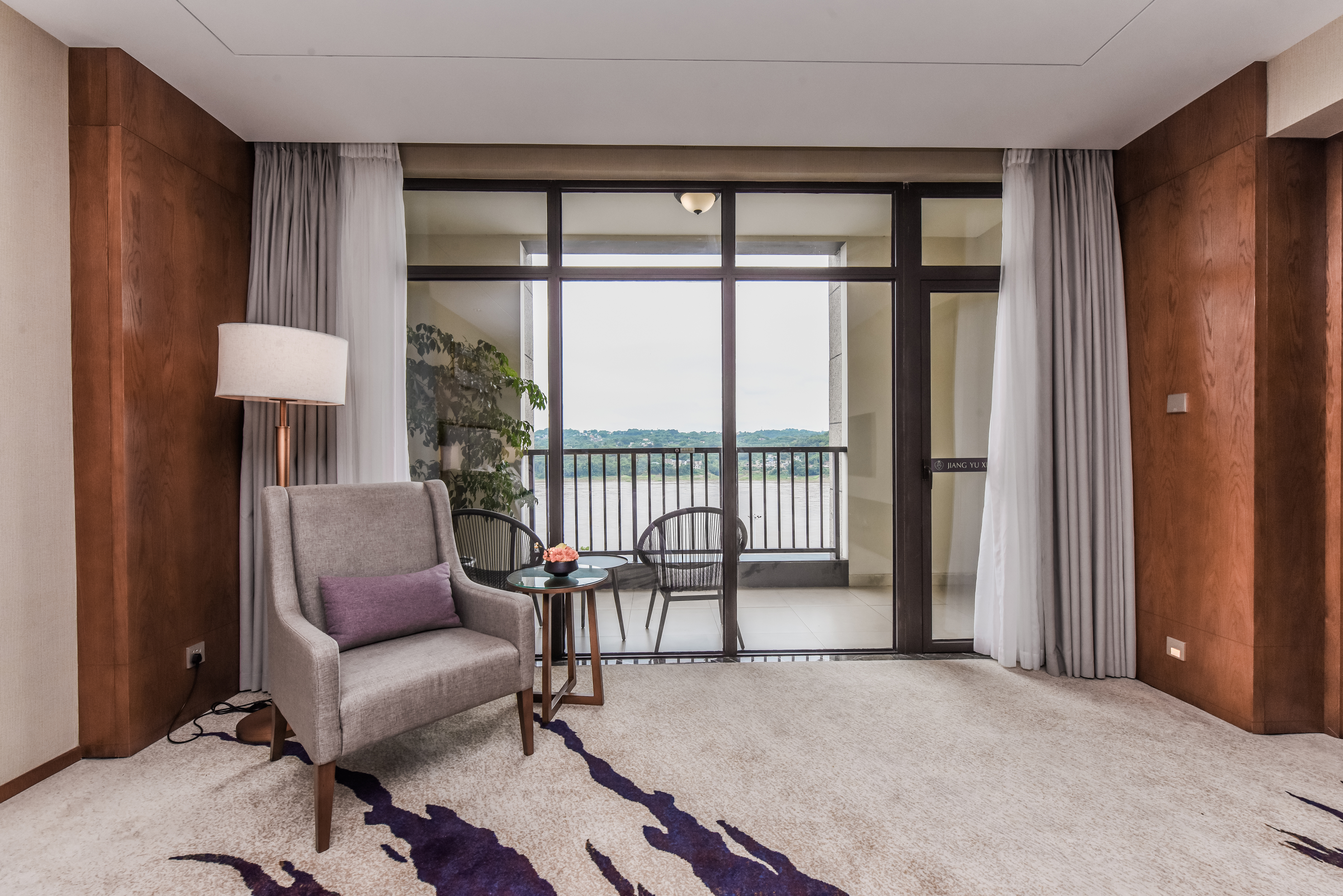 江语尊享江景单间【180度江景+户外阳台】