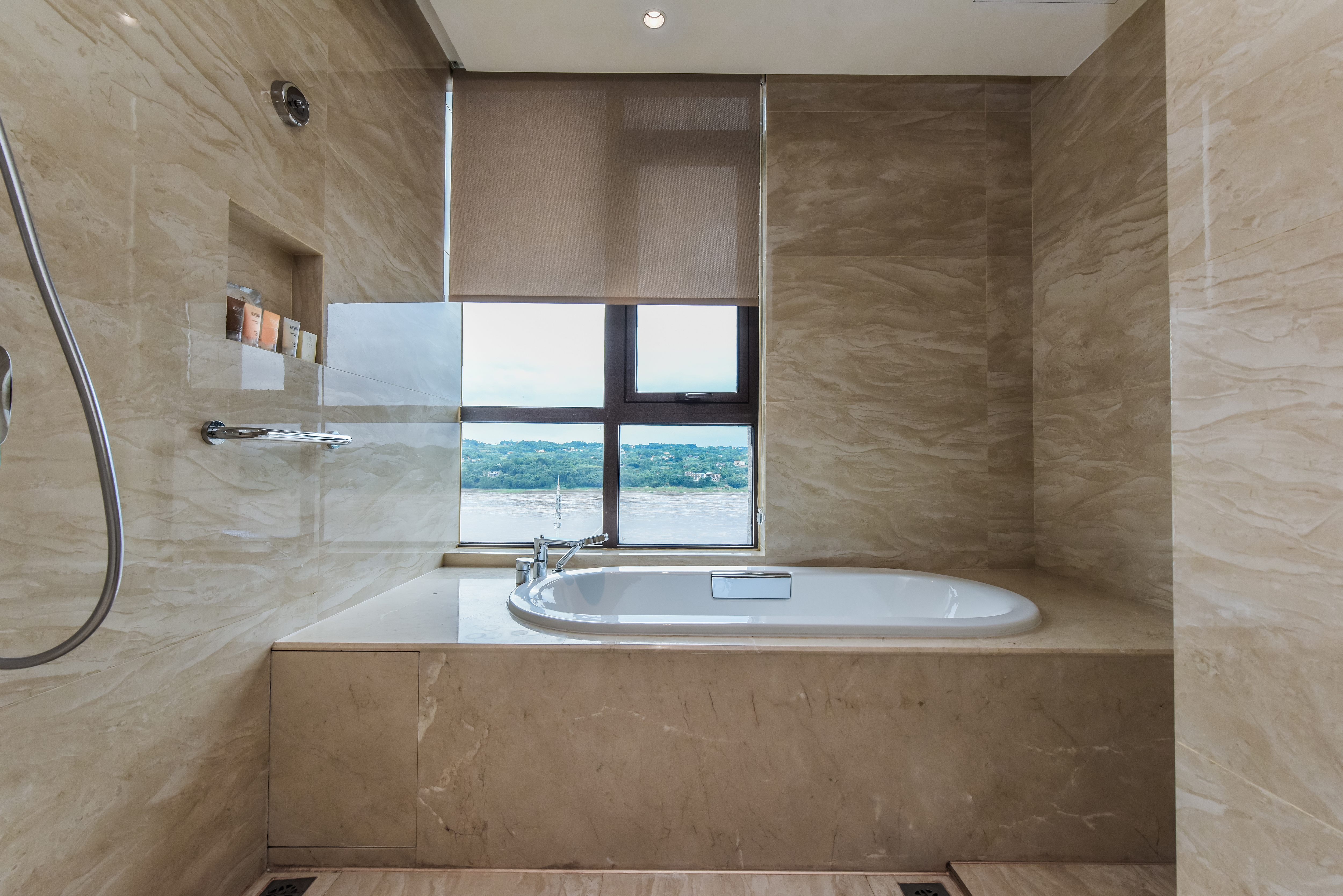 江语江景单间A【180度江景+私享浴缸】