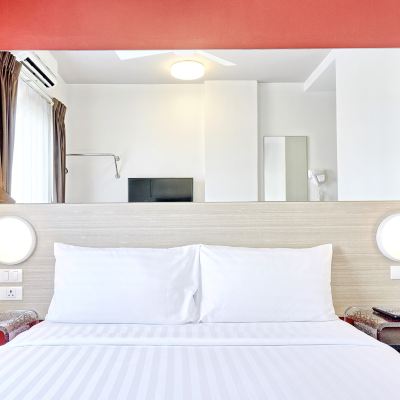 雙人房 曼谷阿索克火星酒店（SHA Extra Plus）優惠