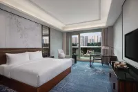 화락스 러산 바이 IHG