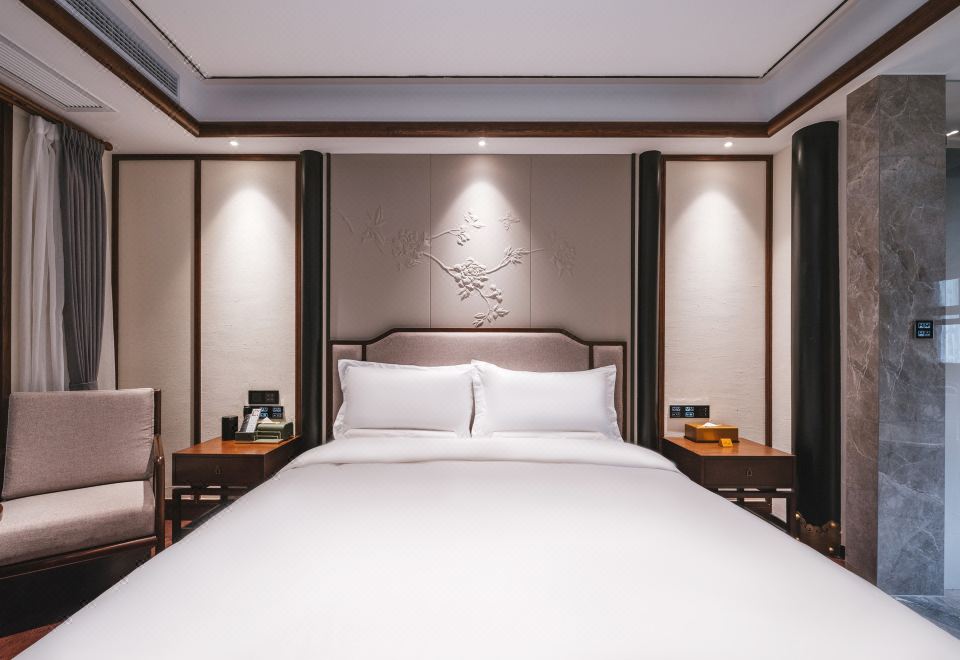 三元智能行政大床房（全屋智能+豪华浴缸）