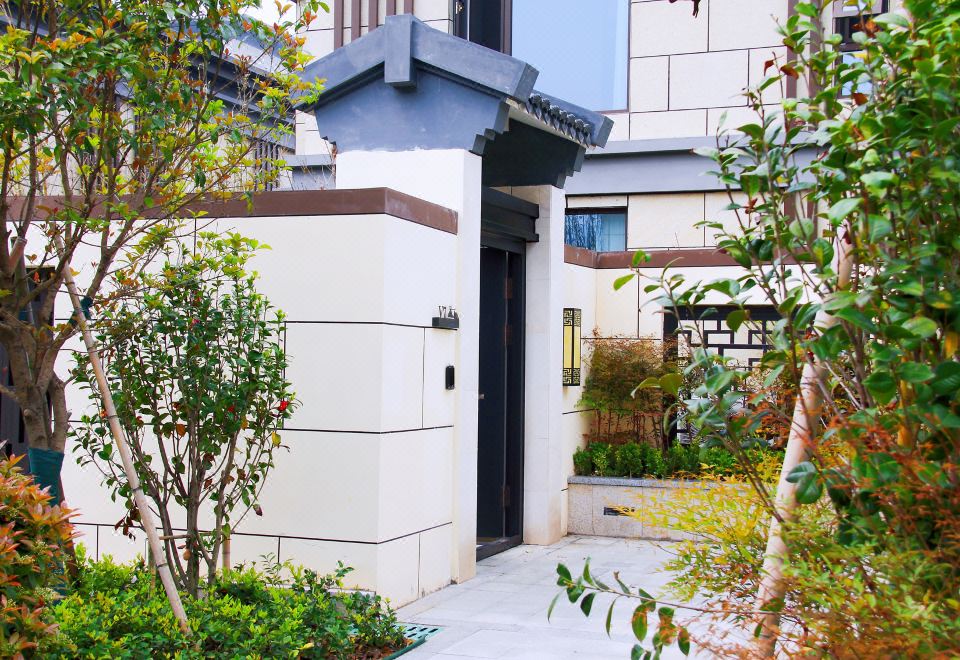 温泉一室一厅榻榻米别墅