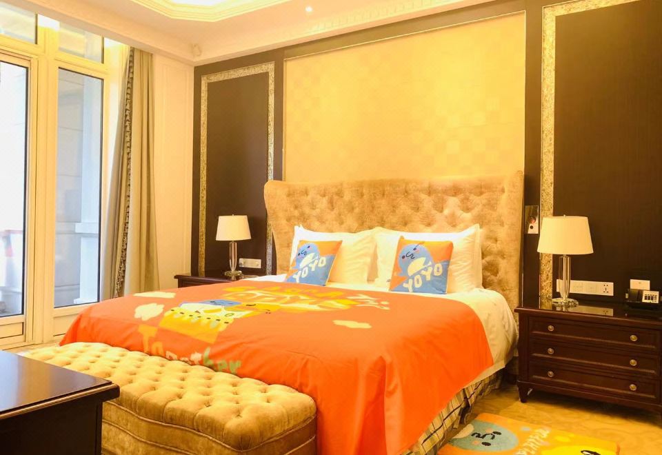 B-DUCK黄鸭亲子家庭套房（享大客厅，黄鸭玩偶陪伴）