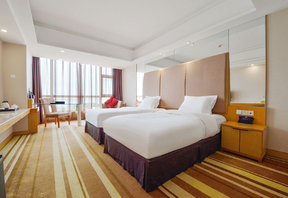 观海·阳光双床房