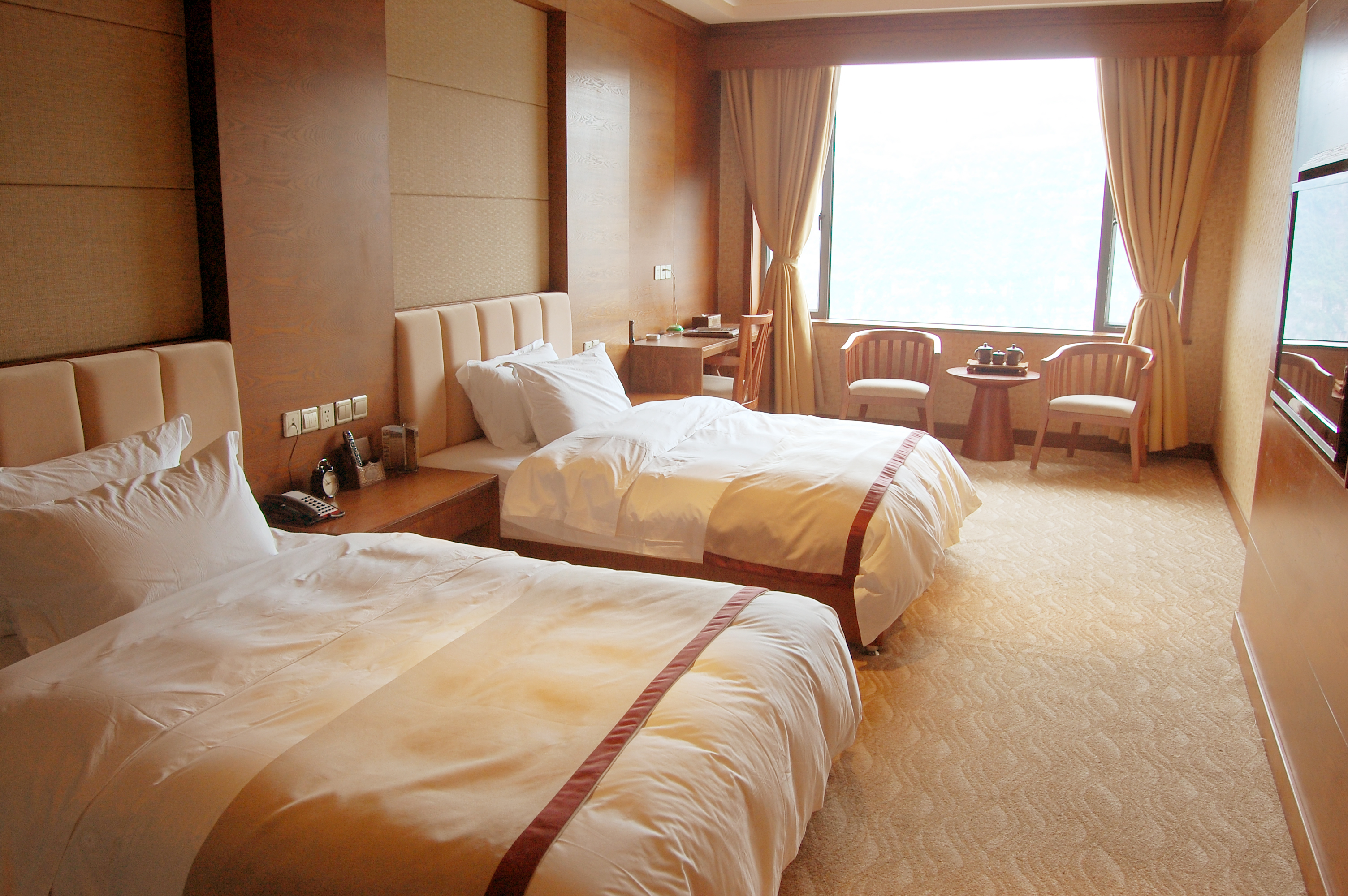 贵宾楼园景双床房