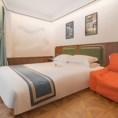 角隅輕奢榻榻米房（智能投屏+零壓床品+小冰箱） 時光漫步S飯店（上海復旦大學五角場地鐵站店）優惠