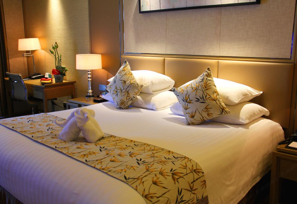 高级市景大床房