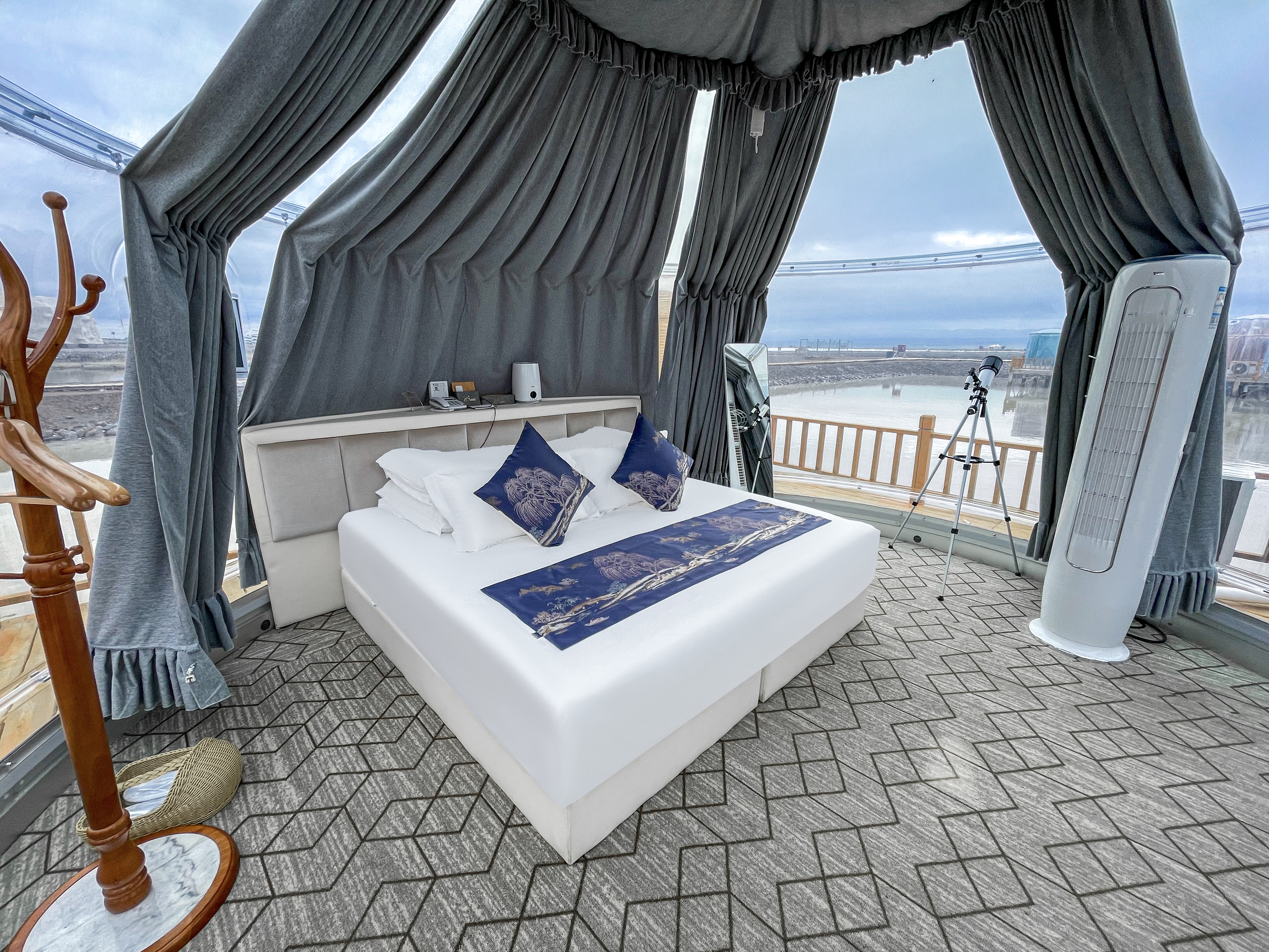 星河枕梦|泡泡屋大床房-透明星空顶+观景望远镜