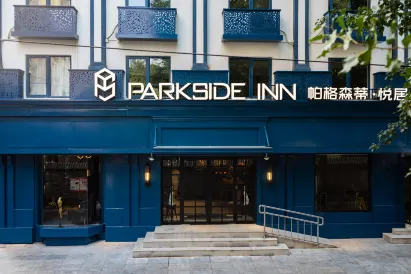 Parkside Inn