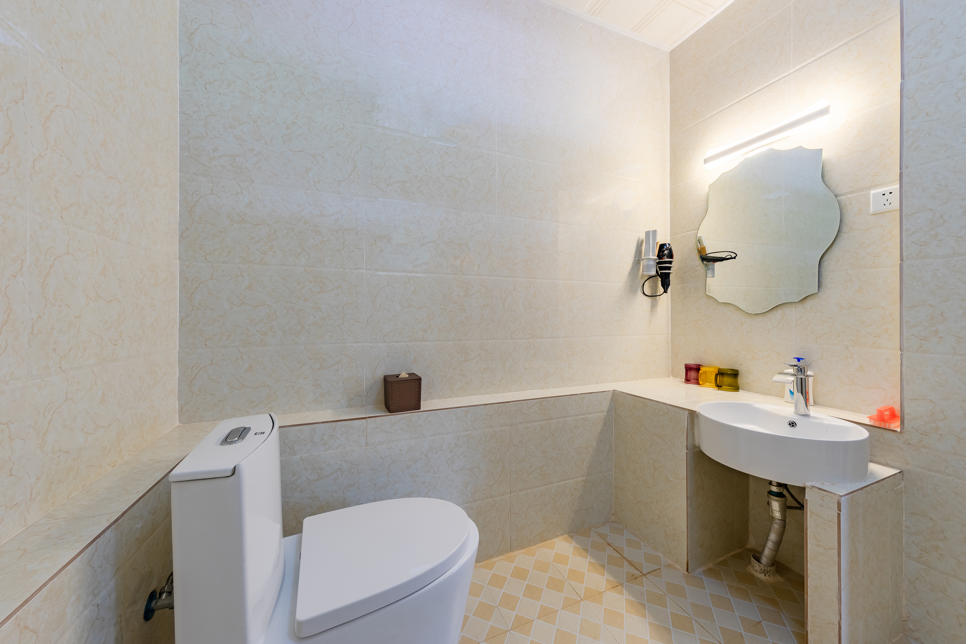 蔓袅墅套房-超大客厅