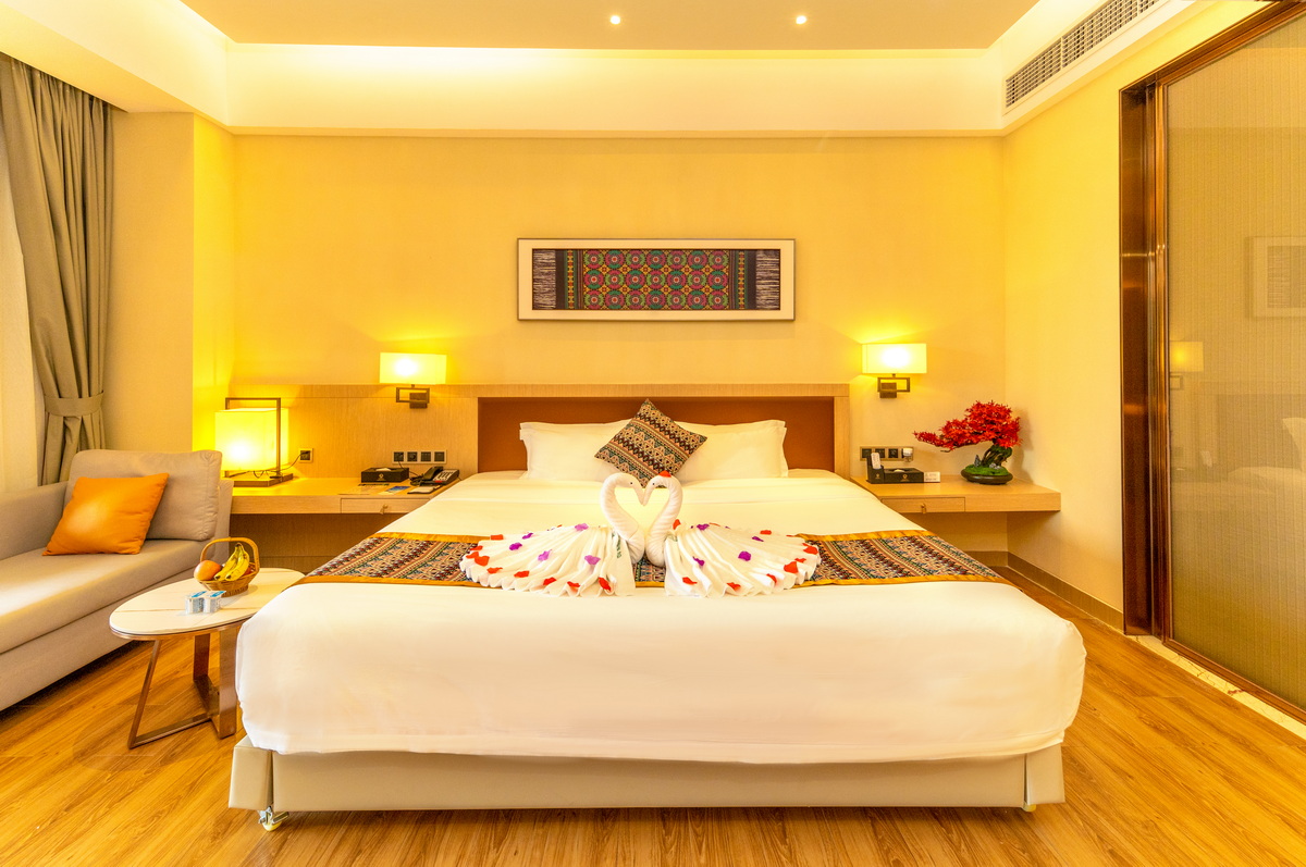 酒店B栋温泉大床房I独立泡池