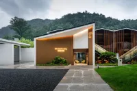 Laojunshan Ruiqi Yexingxuan Hotel