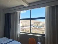 Crescent Bay Hotel