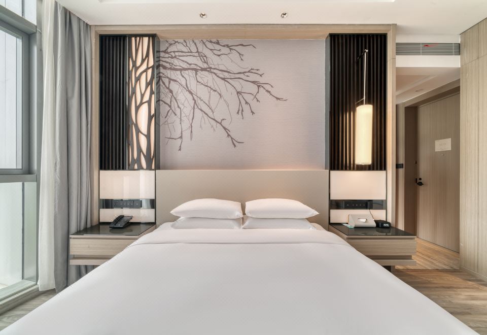 Courtyard By Marriott Hangzhou XihuStandard King Room