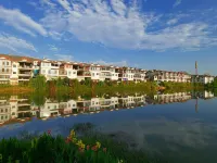 Luding Yunlai Inn