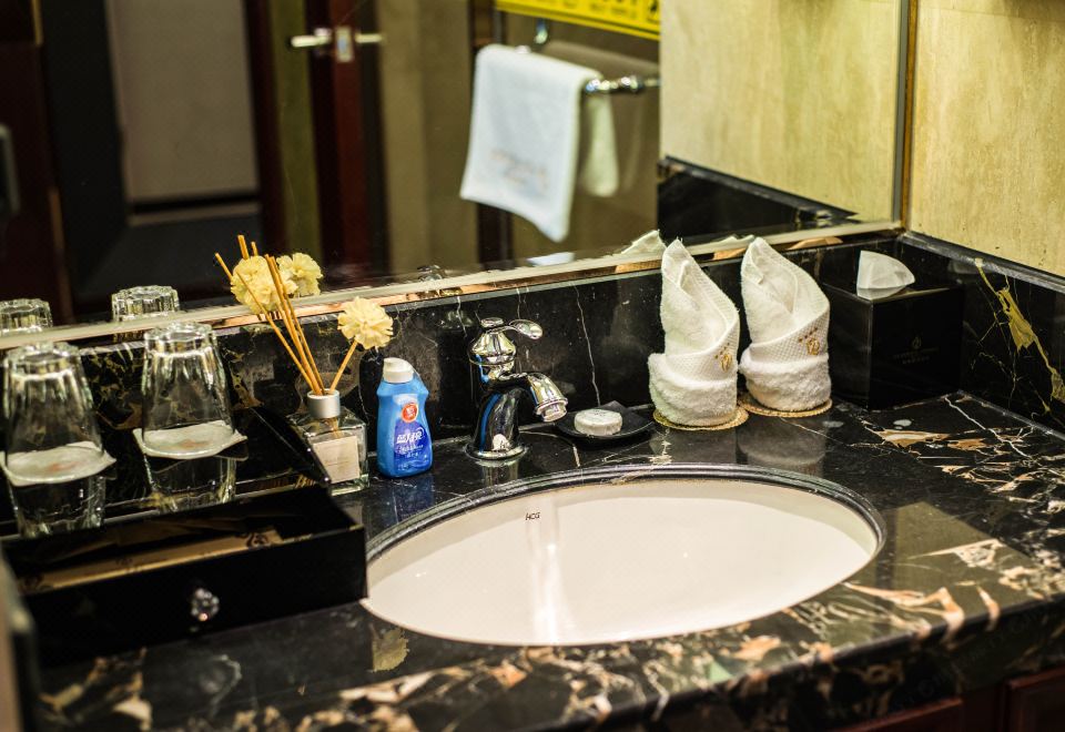 庭院优享大床房（迷你冰箱）