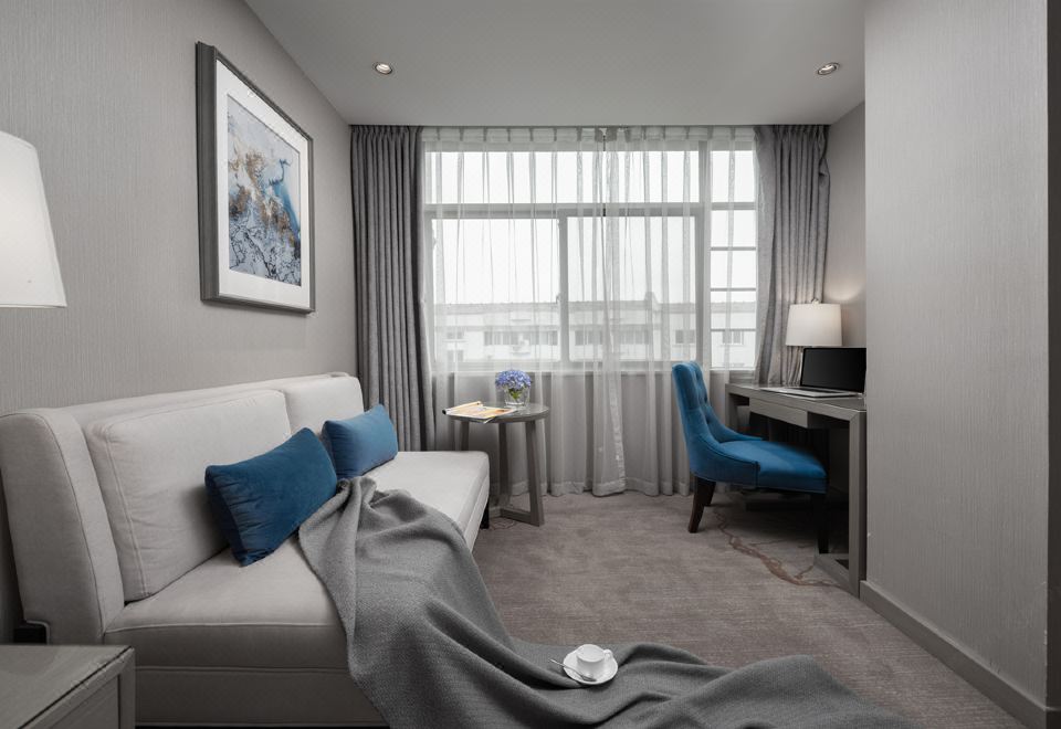 Byland Star Hotel (Yiwu International Trade City)ManJu Superior Suite Room (King Bed)