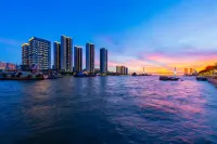 Encounter the coast theme apartment (century park Evergrande bund store) Hotel di 