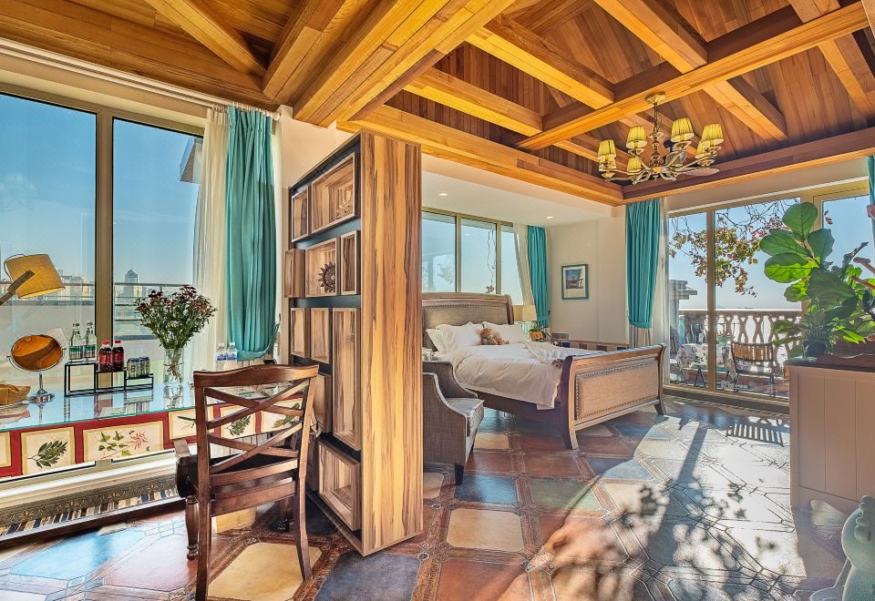 双面豪华海景阳台家庭套房