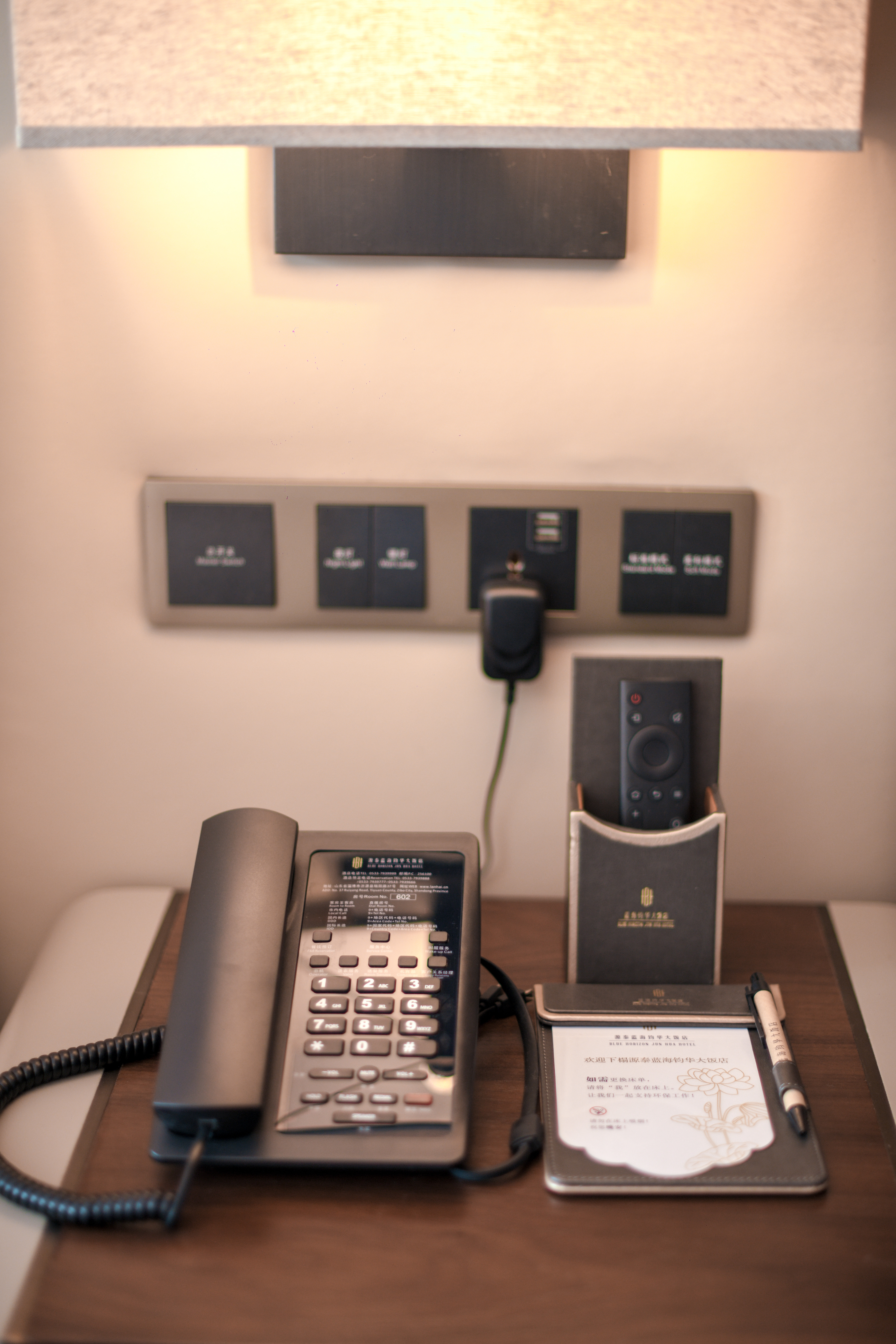 豪华双床房（乳胶床垫+佰草集洗护+智能客控）