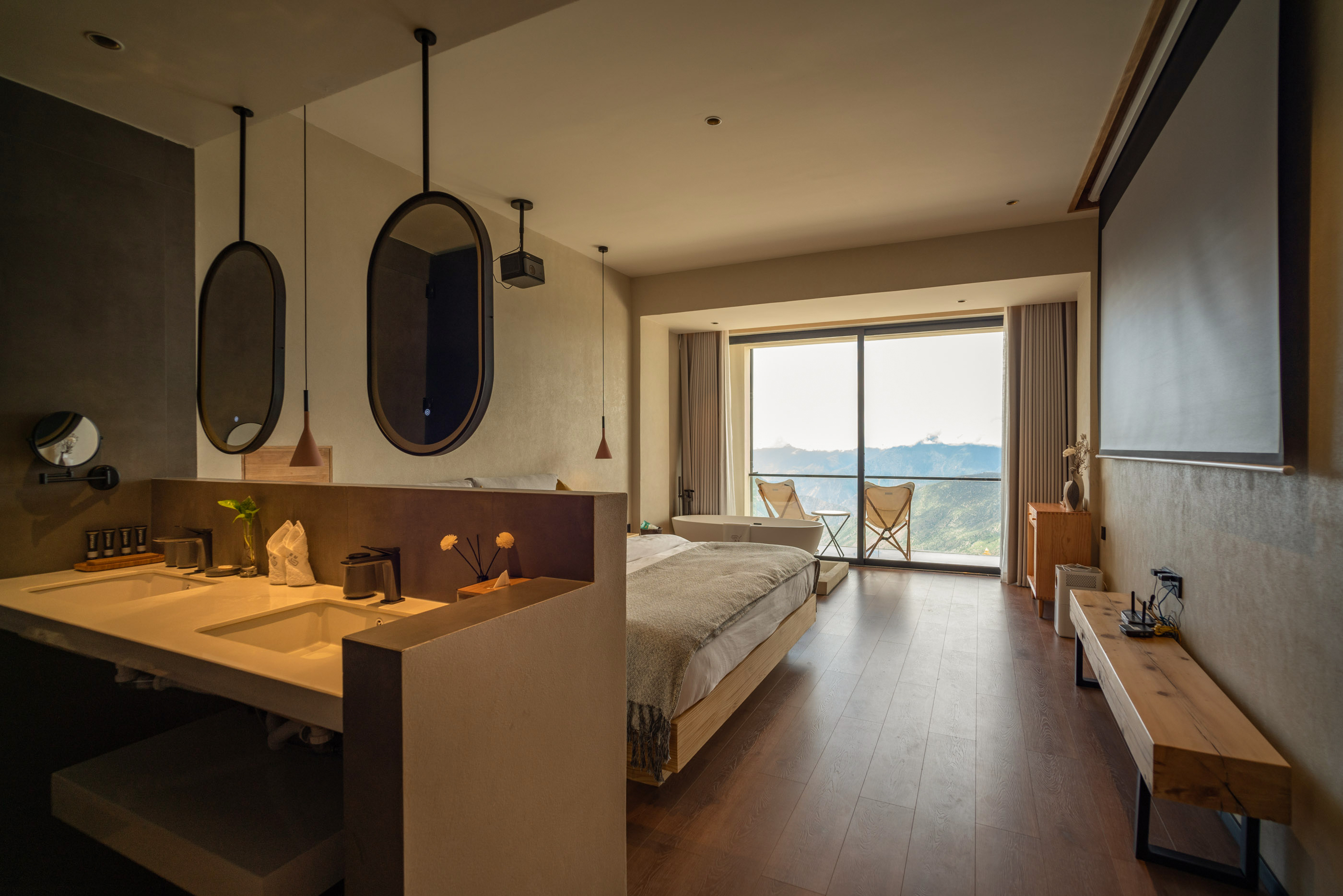 寒露·观景阳台大床房