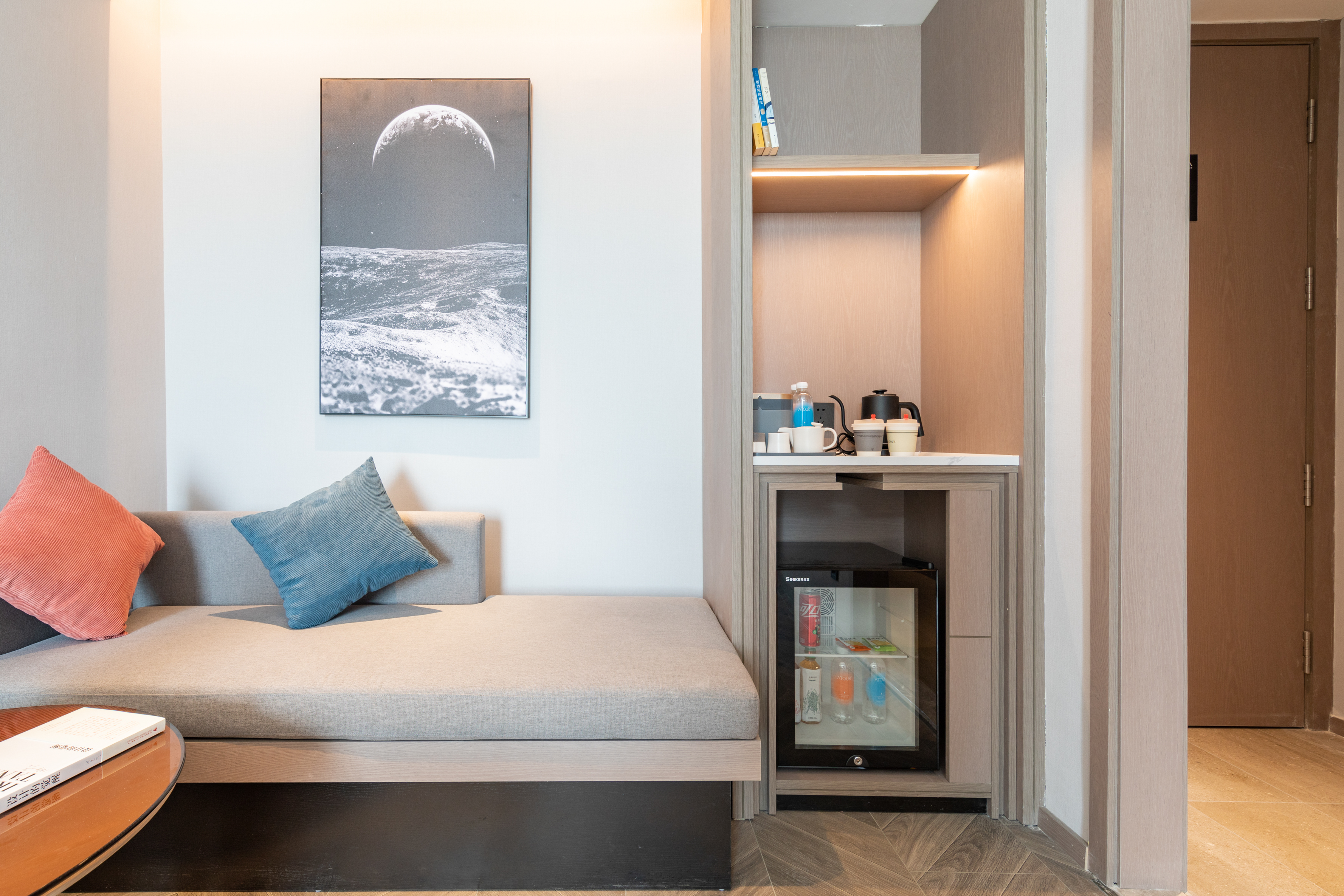 几木家庭房（小冰箱+徕芬吹风机+投屏+深睡枕Pro）