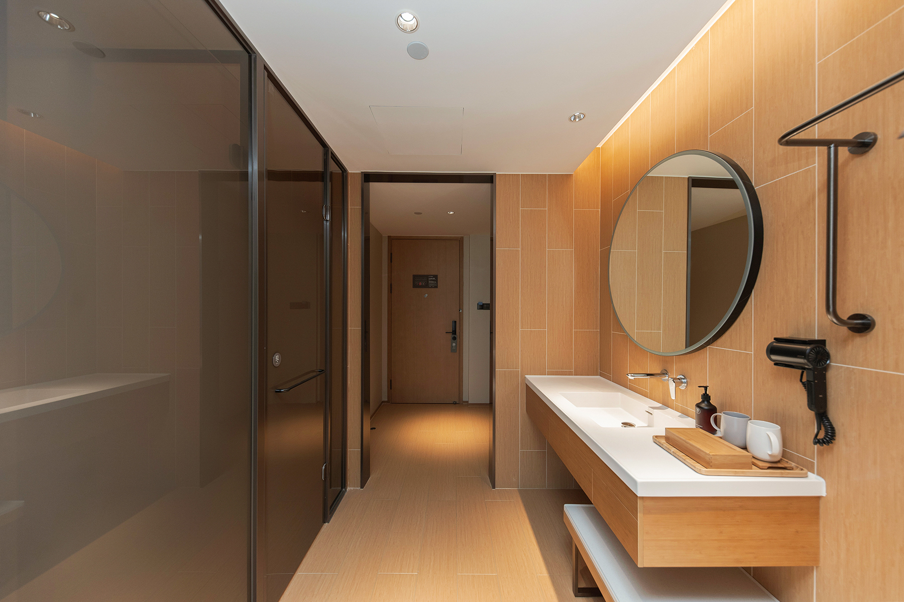 高级大床房【独立空调|拾趣茶具】