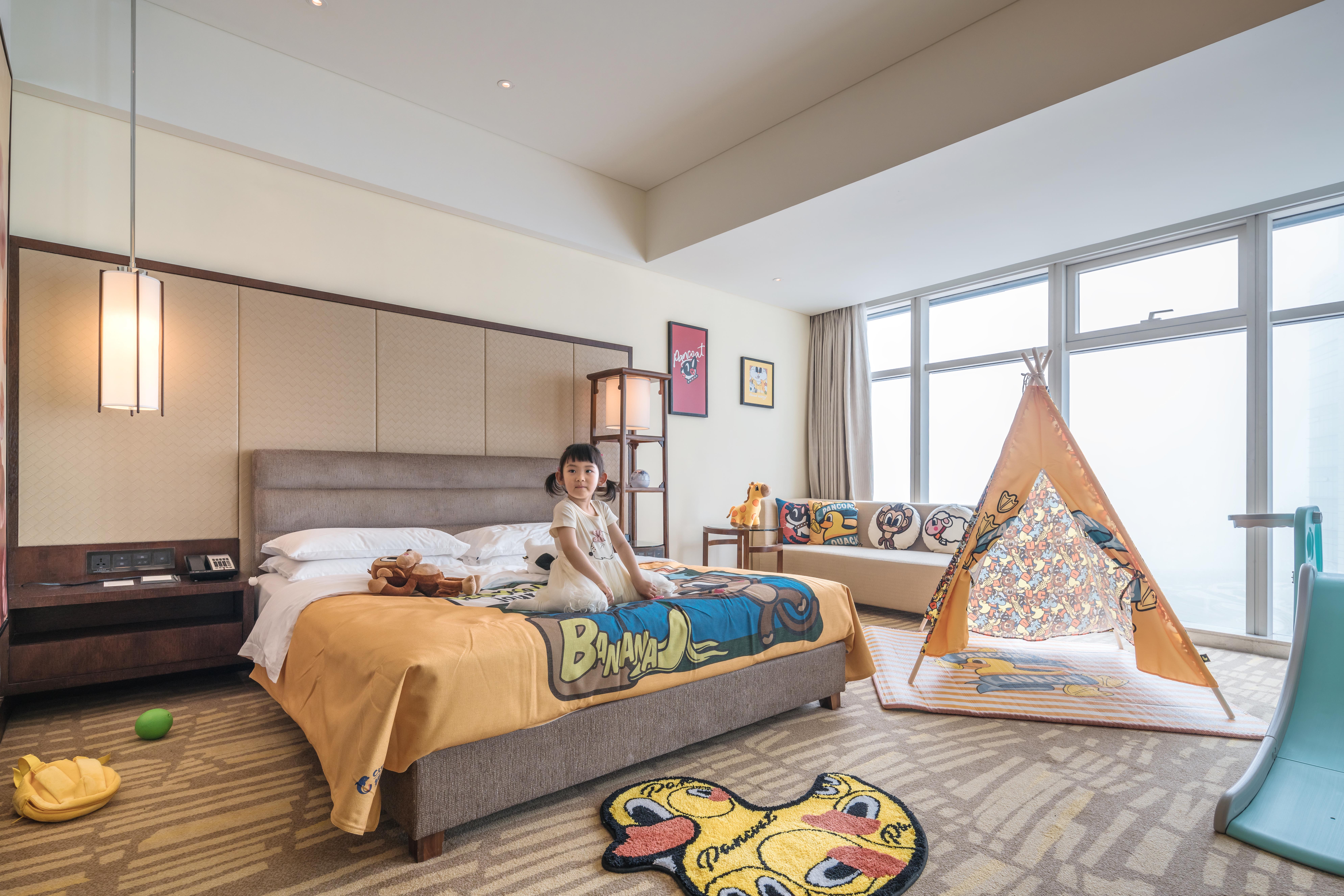 小黄鸭主题海景大床房