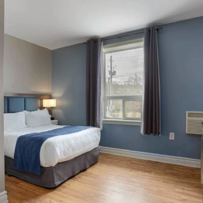 Standard Room, 1 Double Bed, Ground Floor Picton Harbour Inn Promo Code