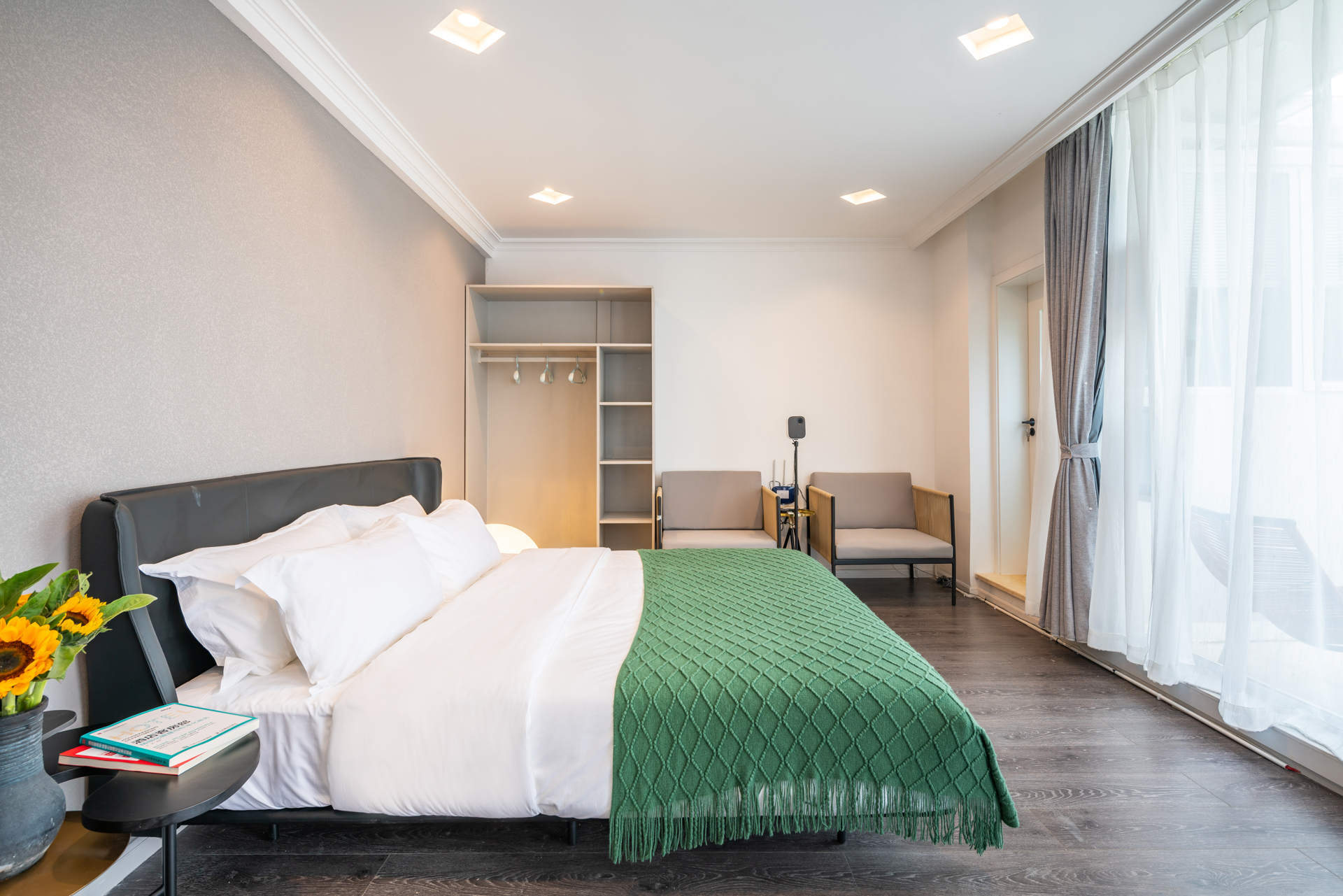 月境·精致大床房（休闲露台丨小花园）