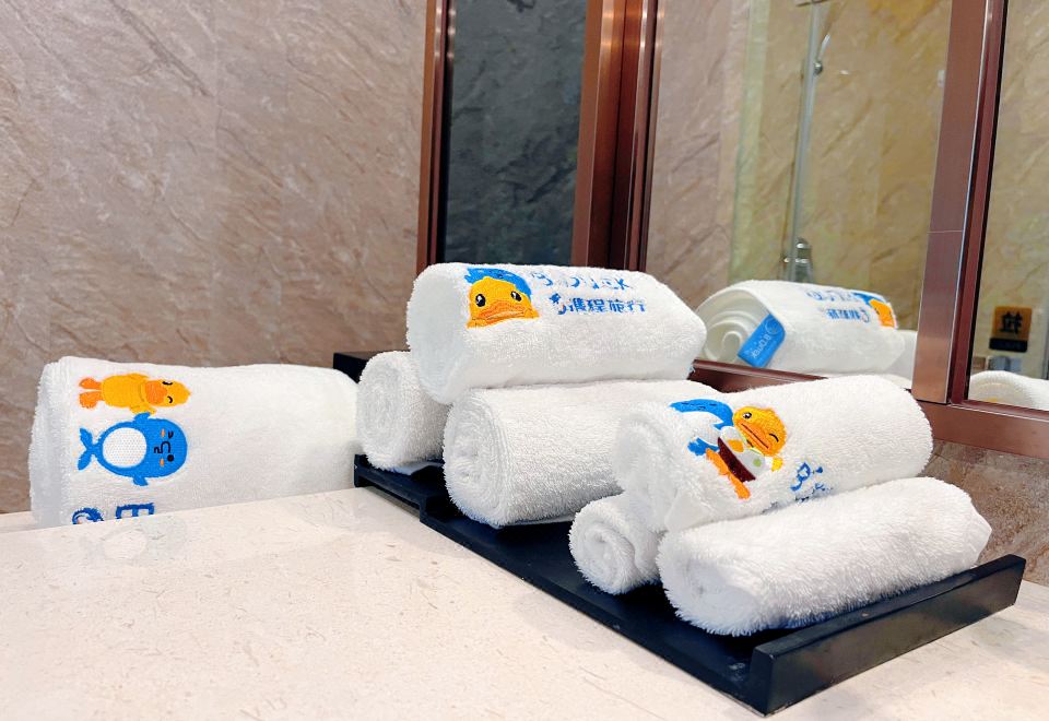 小黃鴨主題大床房