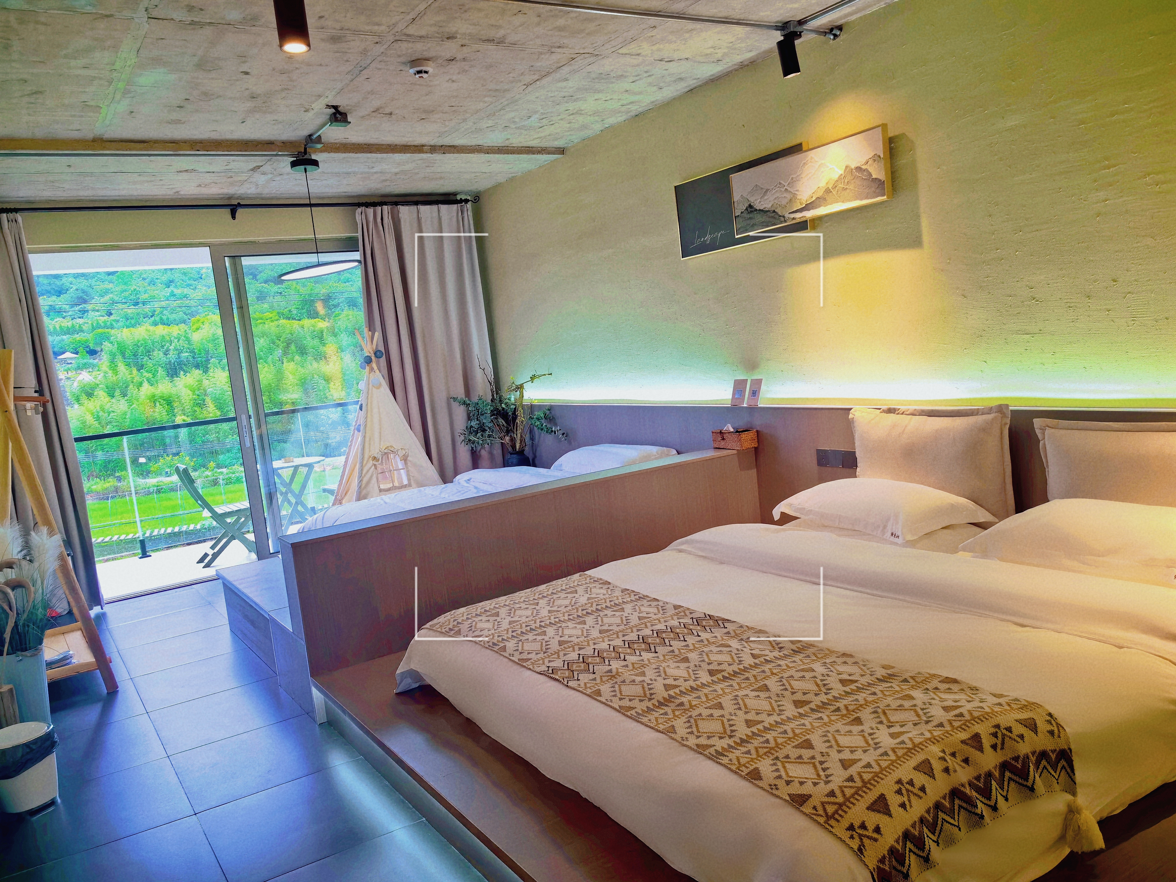 露台山景.双床亲子房