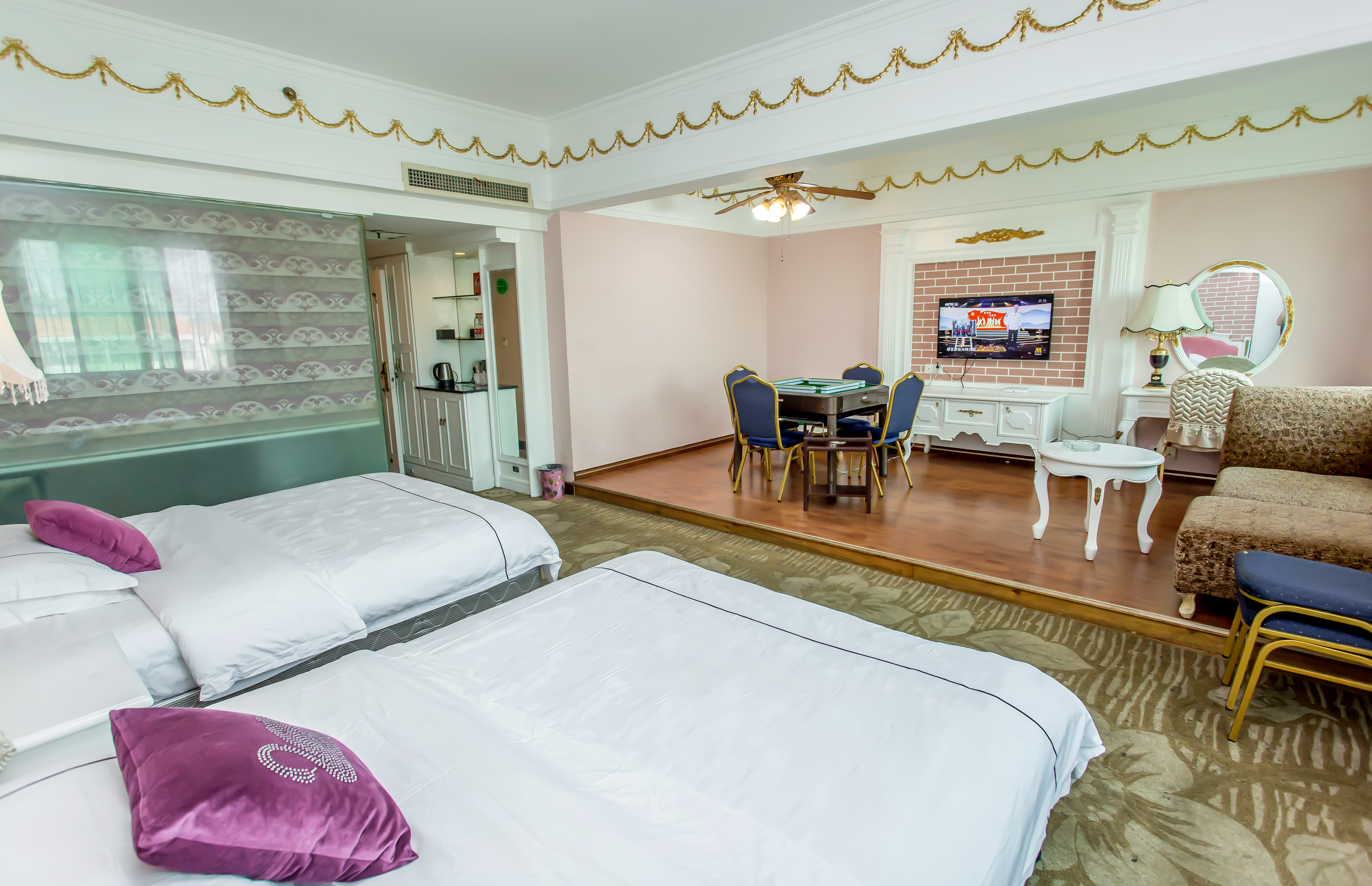 【天鹅·尊享棋牌套房】